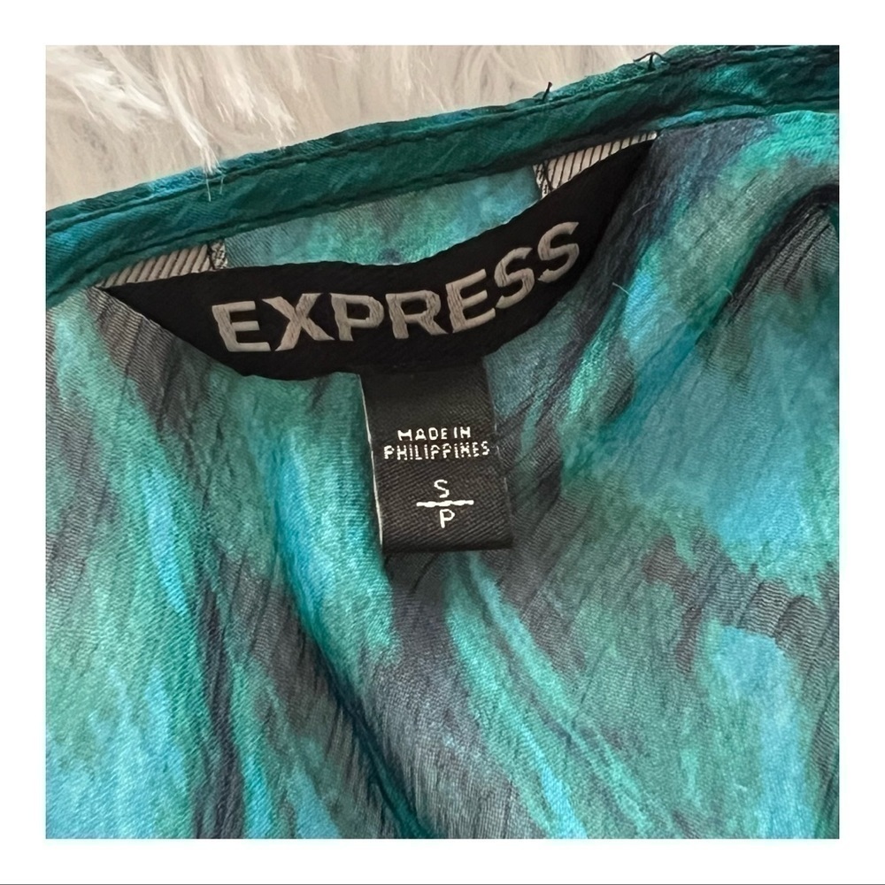 🤍 Peacock-Blue Special Occasion Dress w/ Feathery Pattern || Size Small - Picture 9 of 11
